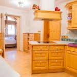 Apartman Four Seasons *