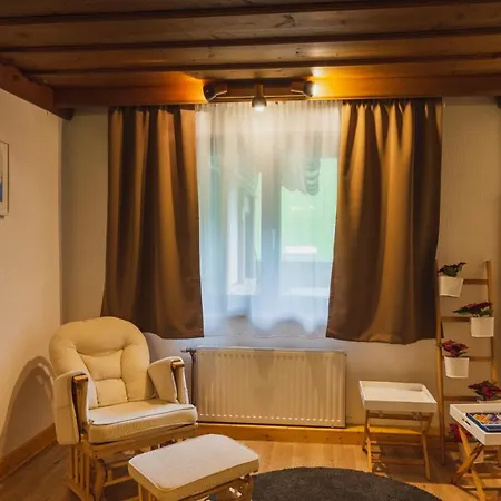 四季公寓 公寓 *