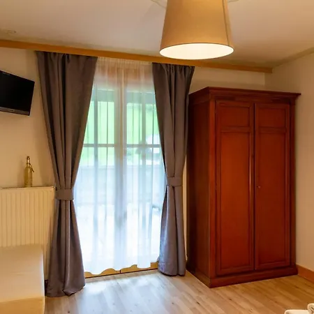 Apartament Four Seasons *