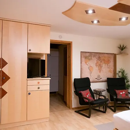 Four Seasons Apartman