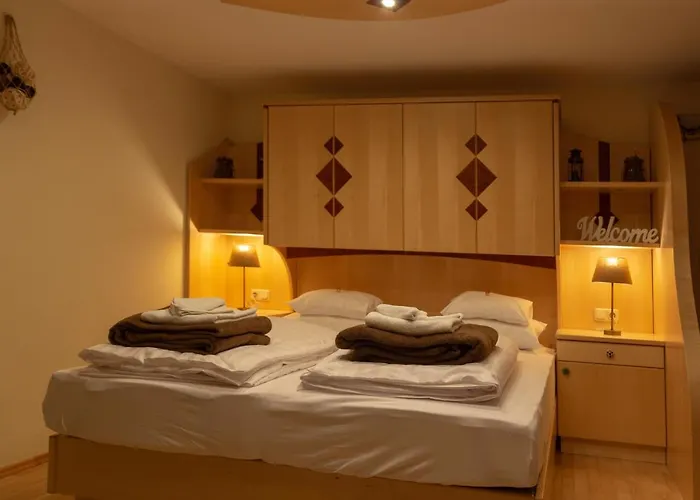 Four Seasons * Lackenhof