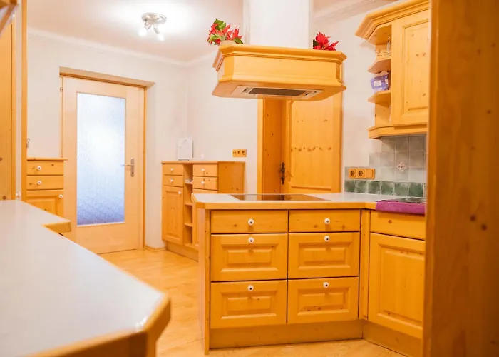 Four Seasons * Lackenhof